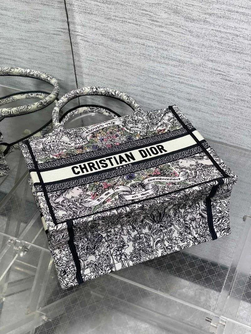 Reliable Christian Dior Shopping Bags 46829