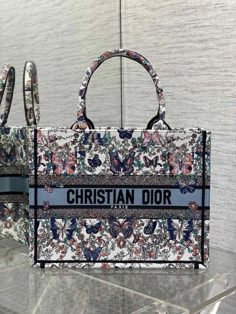 Versatile Christian Dior Shopping Bags 46860