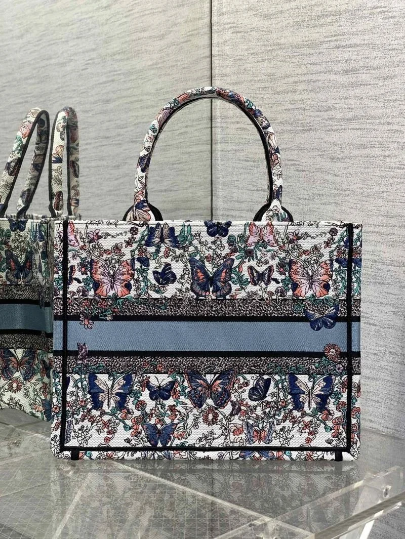 Versatile Christian Dior Shopping Bags 46860
