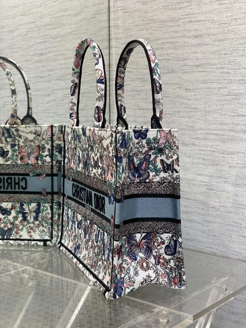 Versatile Christian Dior Shopping Bags 46860