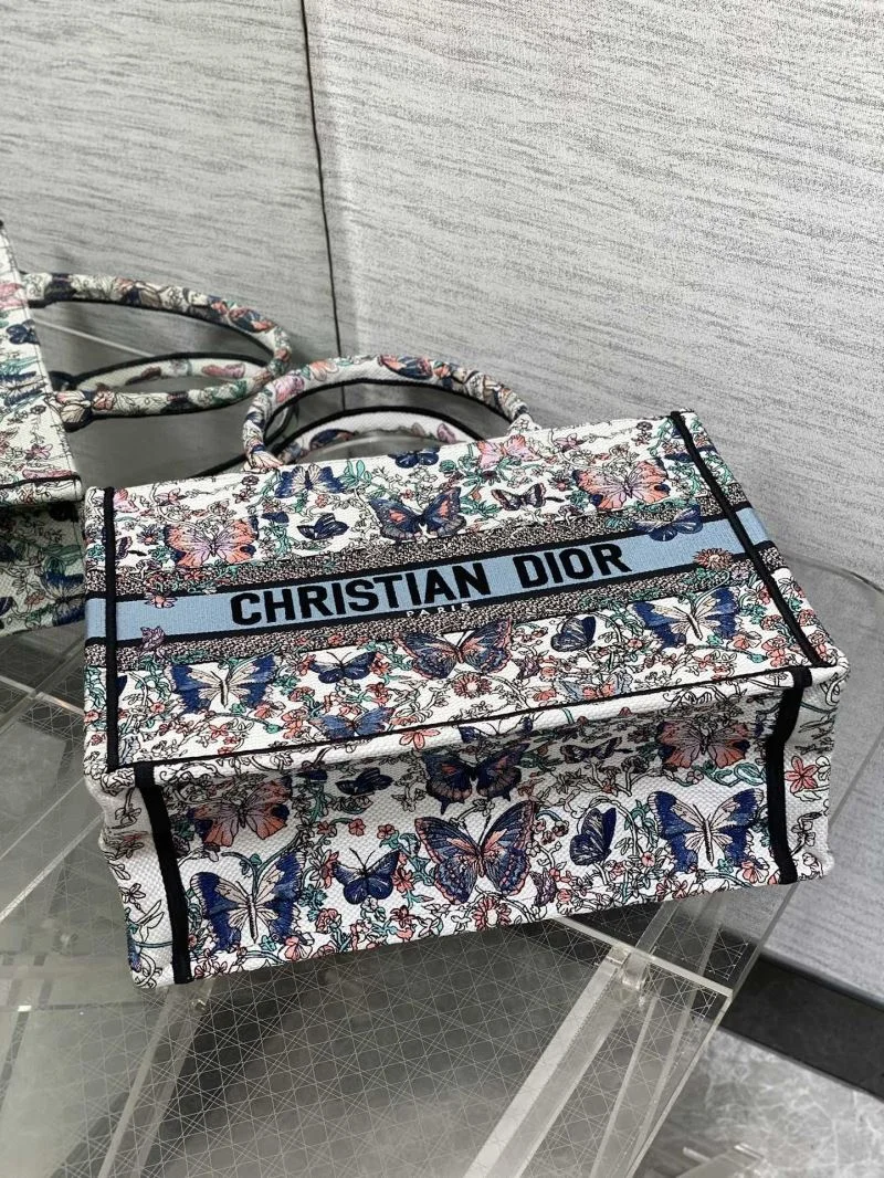 Versatile Christian Dior Shopping Bags 46860