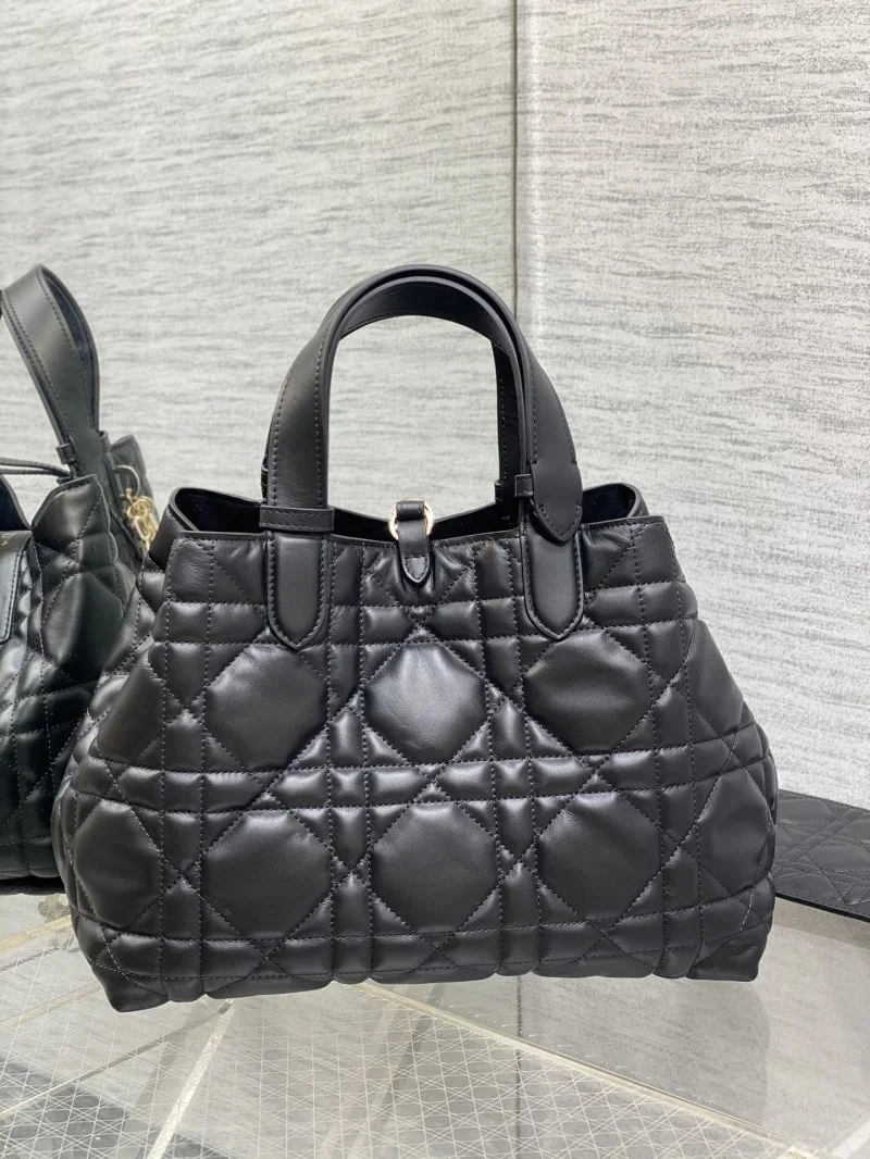 Christian Dior Shopping Bags DailyWear 46857