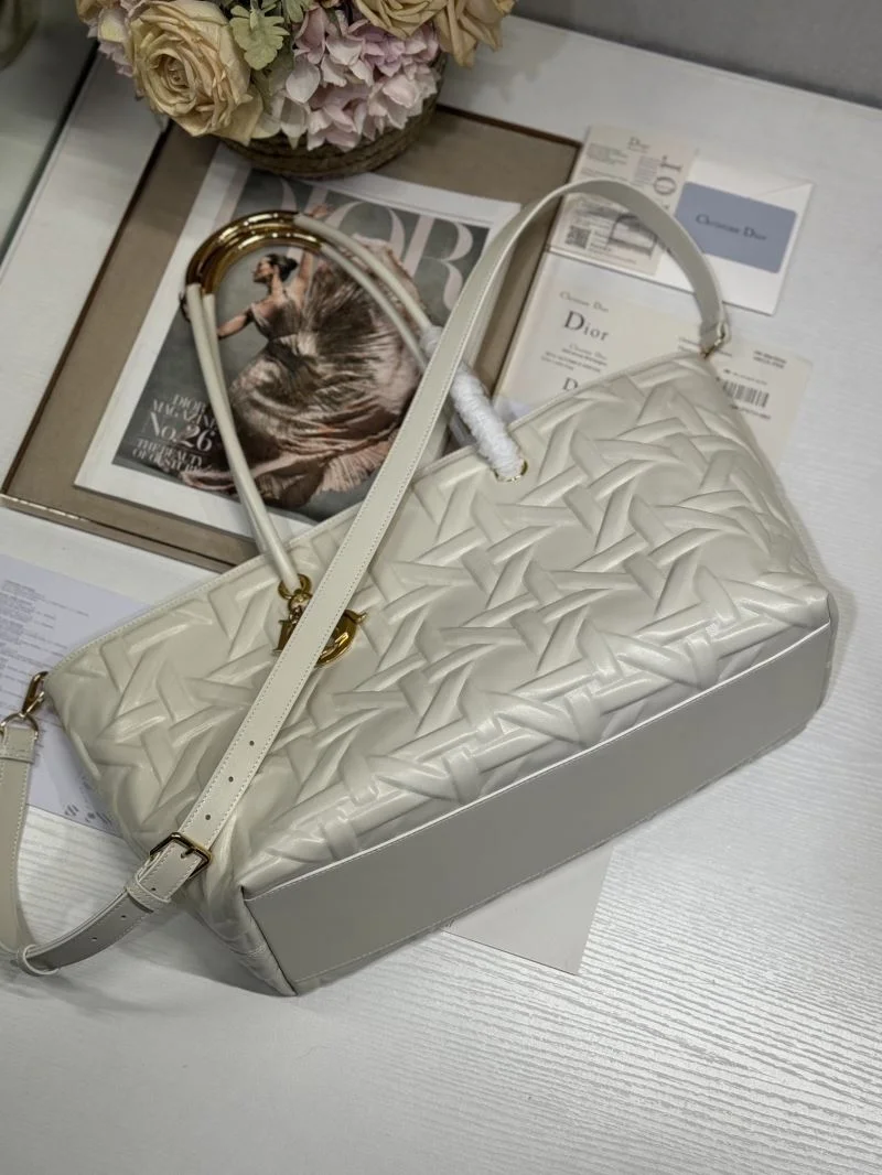 Unisex Christian Dior Shopping Bags 46820