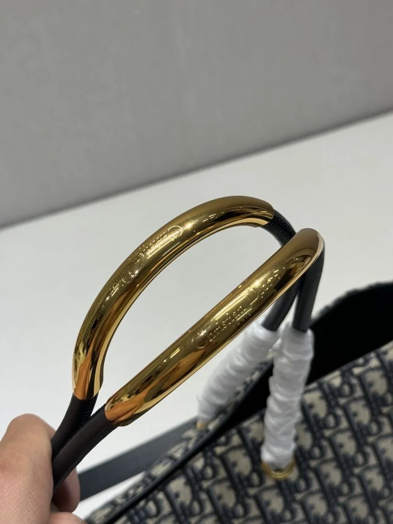 Christian Dior Shopping Bags StreetReady 46816