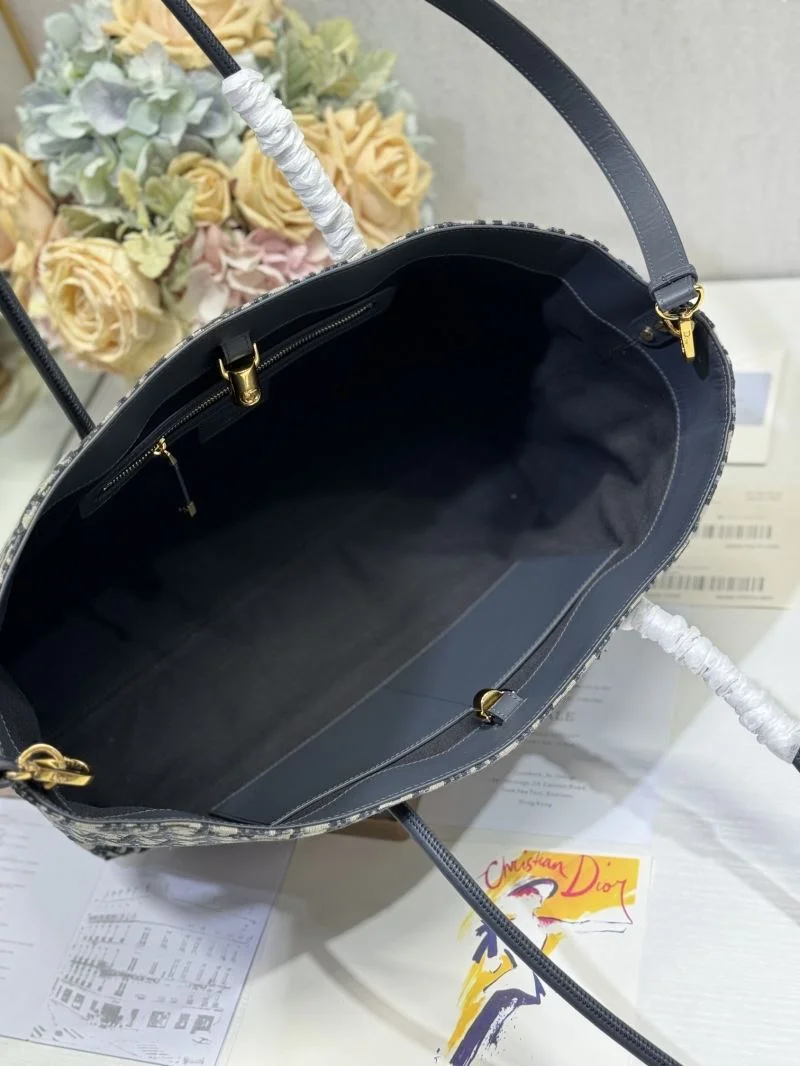 Christian Dior Shopping Bags StreetReady 46816