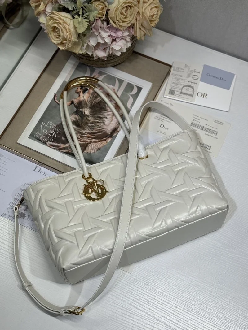 WaterResistant Christian Dior Shopping Bags 46809