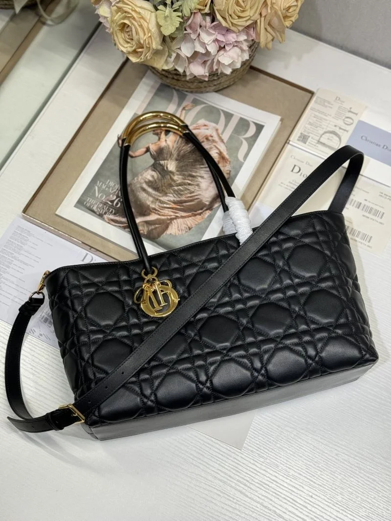 Christian Dior Shopping Bags Unisex 46840