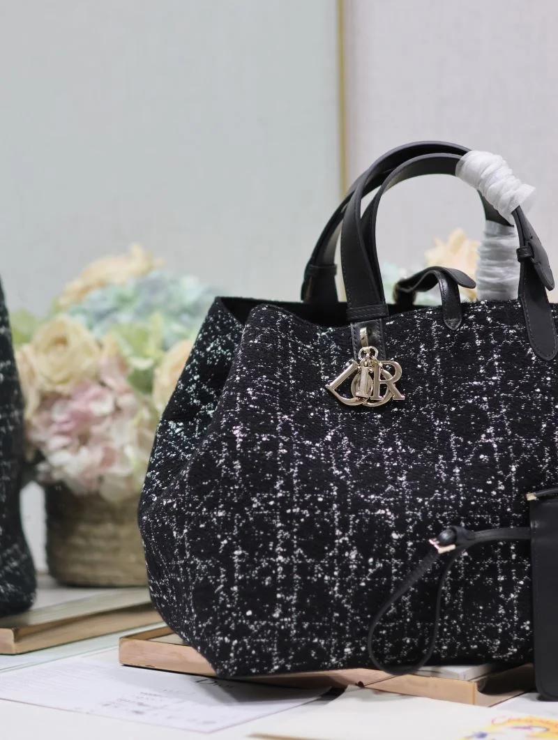 Stylish Christian Dior Shopping Bags 46807