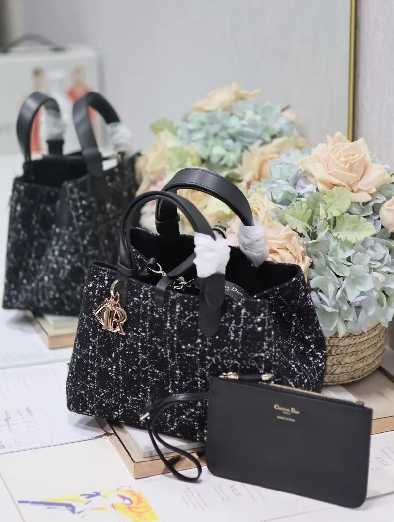 Christian Dior Shopping Bags FashionForward 46922