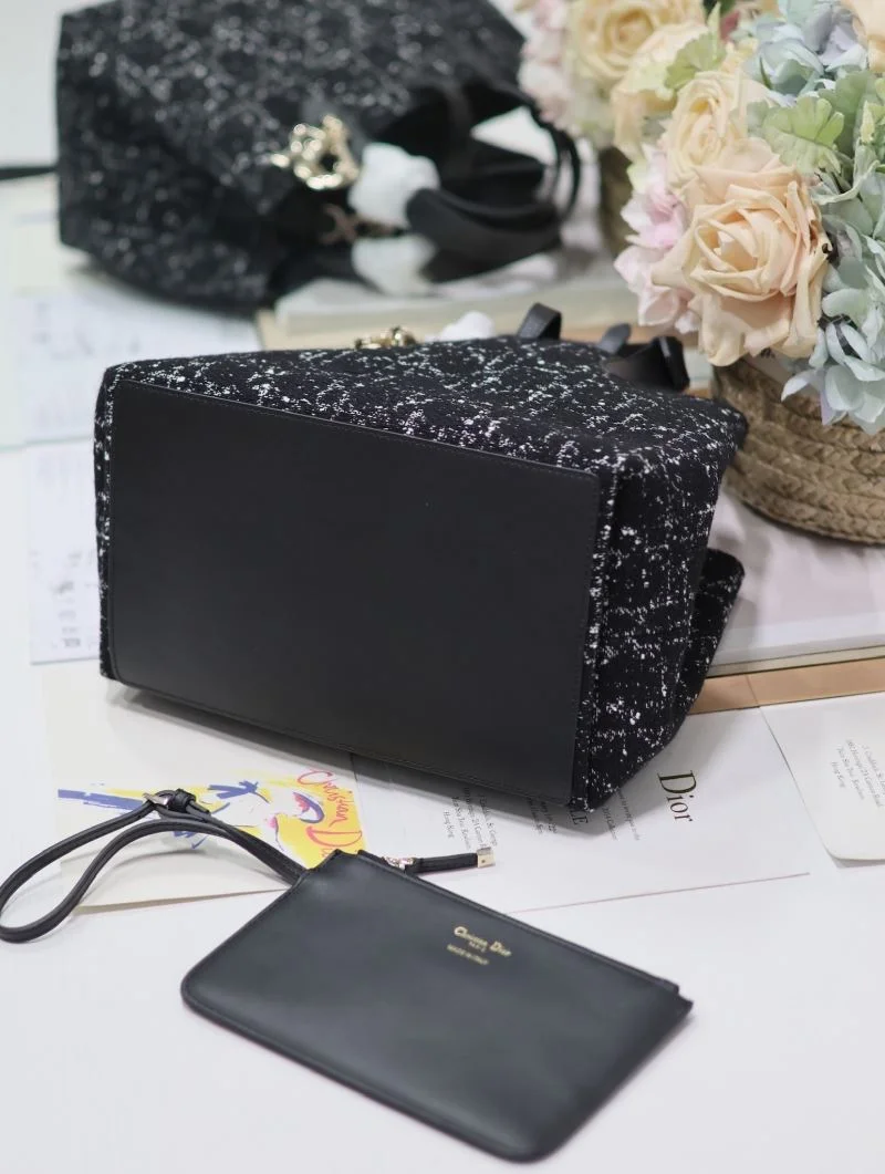 Christian Dior Shopping Bags FashionForward 46922