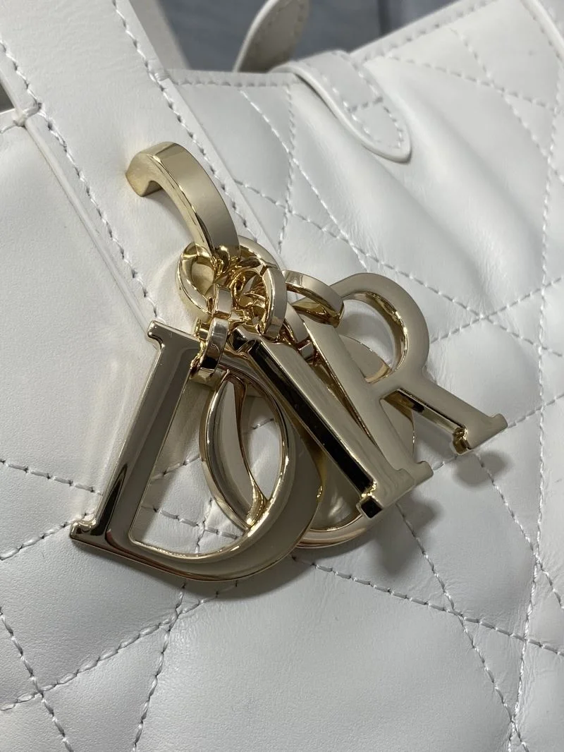Christian Dior Shopping Bags Bright 46797