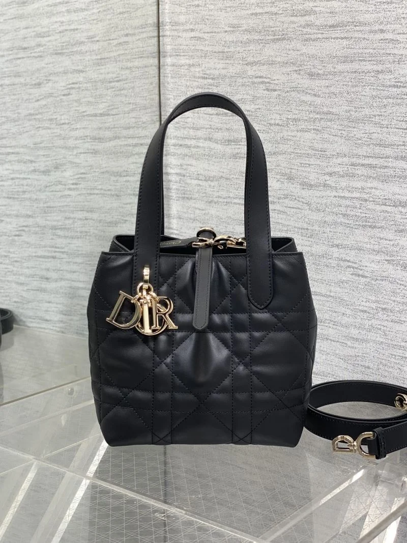 Christian Dior Shopping Bags UrbanStyle 46796