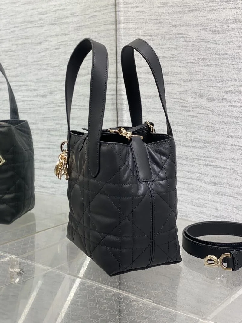 Christian Dior Shopping Bags UrbanStyle 46796