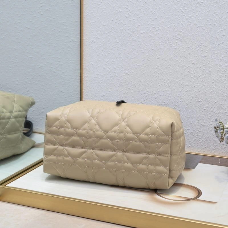 Chic Christian Dior Shopping Bags 85524