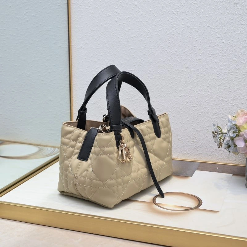 Christian Dior Shopping Bags Sophisticated 85523