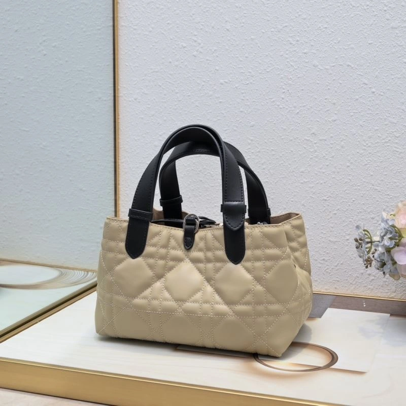 Christian Dior Shopping Bags Sophisticated 85523