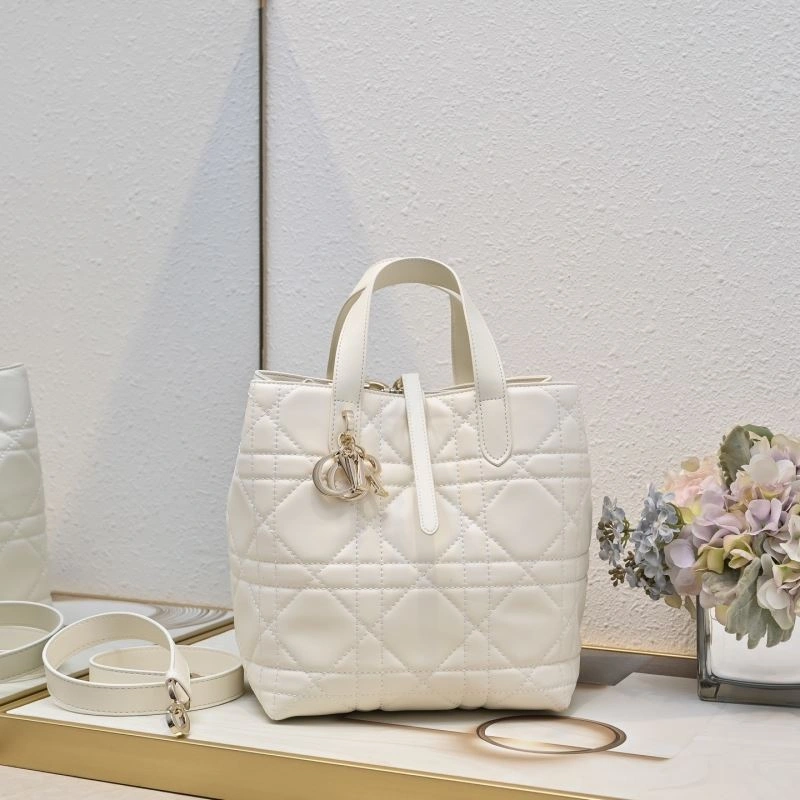 Sustainable Christian Dior Shopping Bags 85515