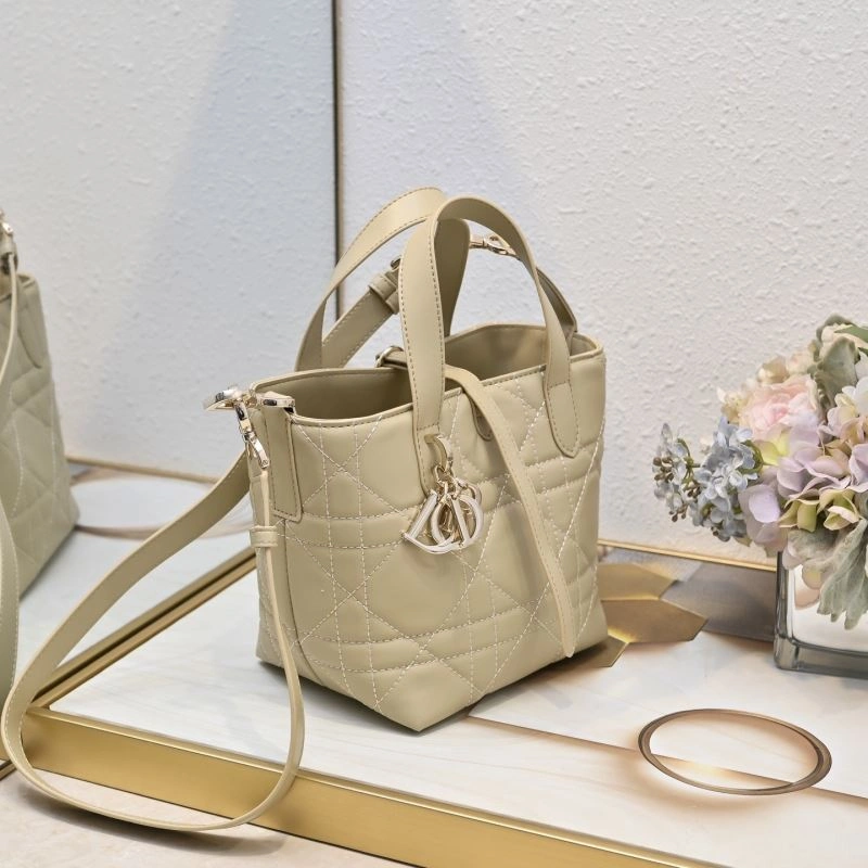 Christian Dior Shopping Bags Cozy 85540