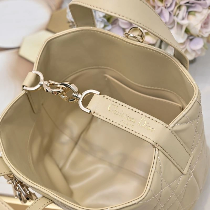 Christian Dior Shopping Bags Cozy 85540