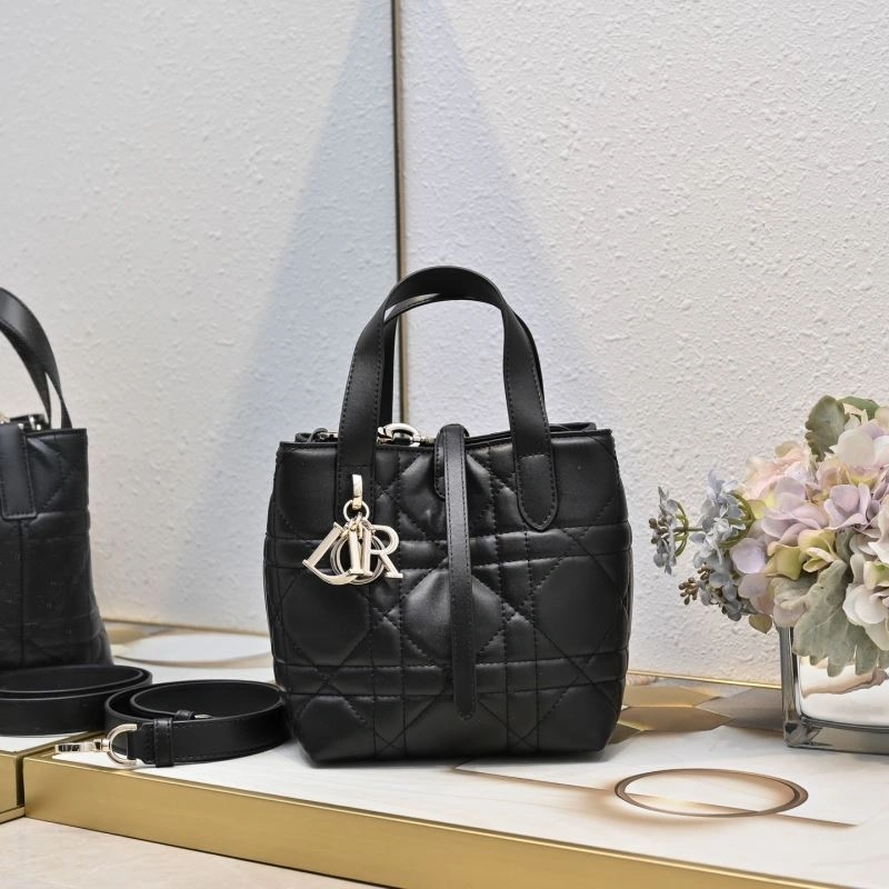 Christian Dior Shopping Bags Lightweight 85545