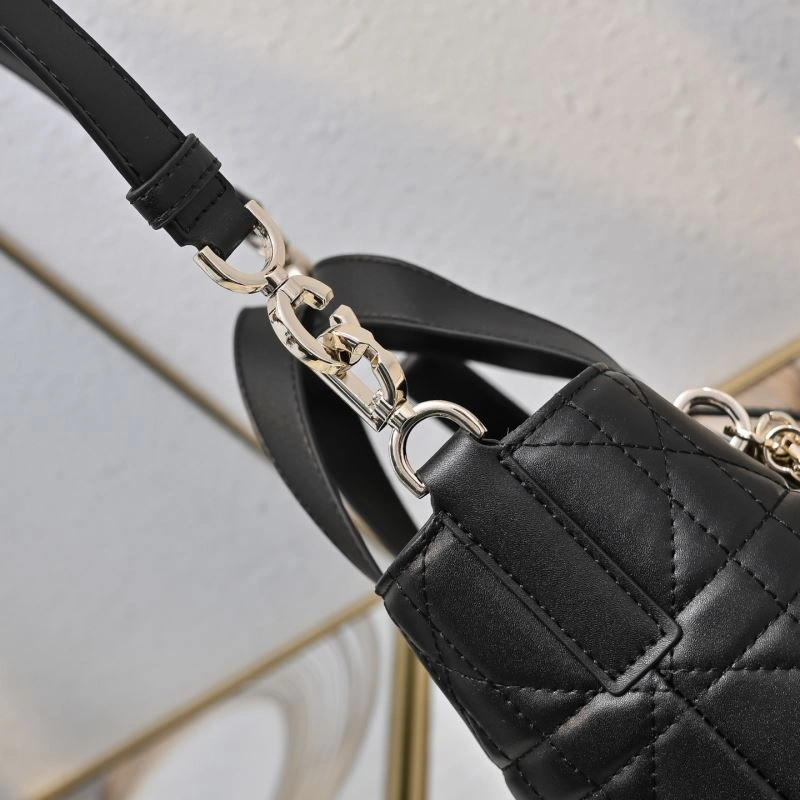 Christian Dior Shopping Bags Lightweight 85545