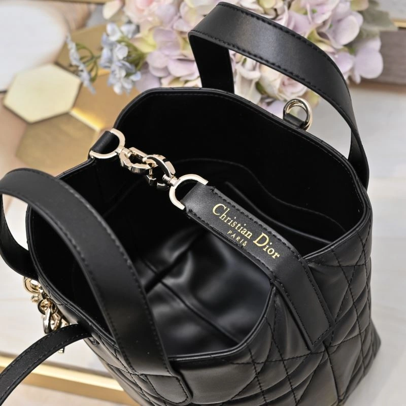 Christian Dior Shopping Bags Lightweight 85545