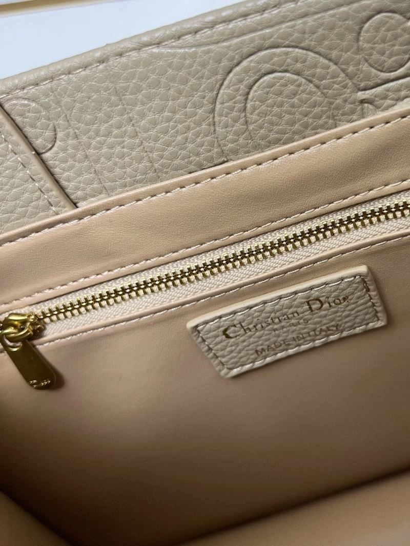 Christian Dior Shopping Bags Refined 84244