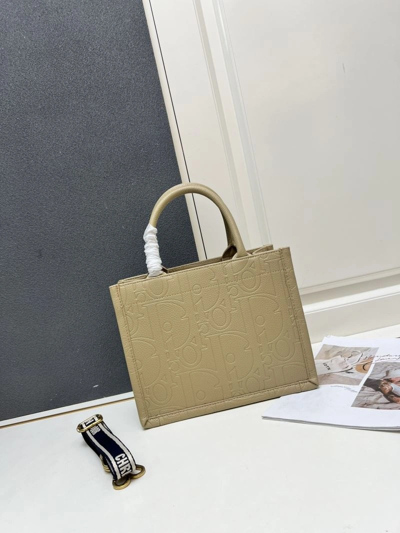 Christian Dior Shopping Bags Refined 84244