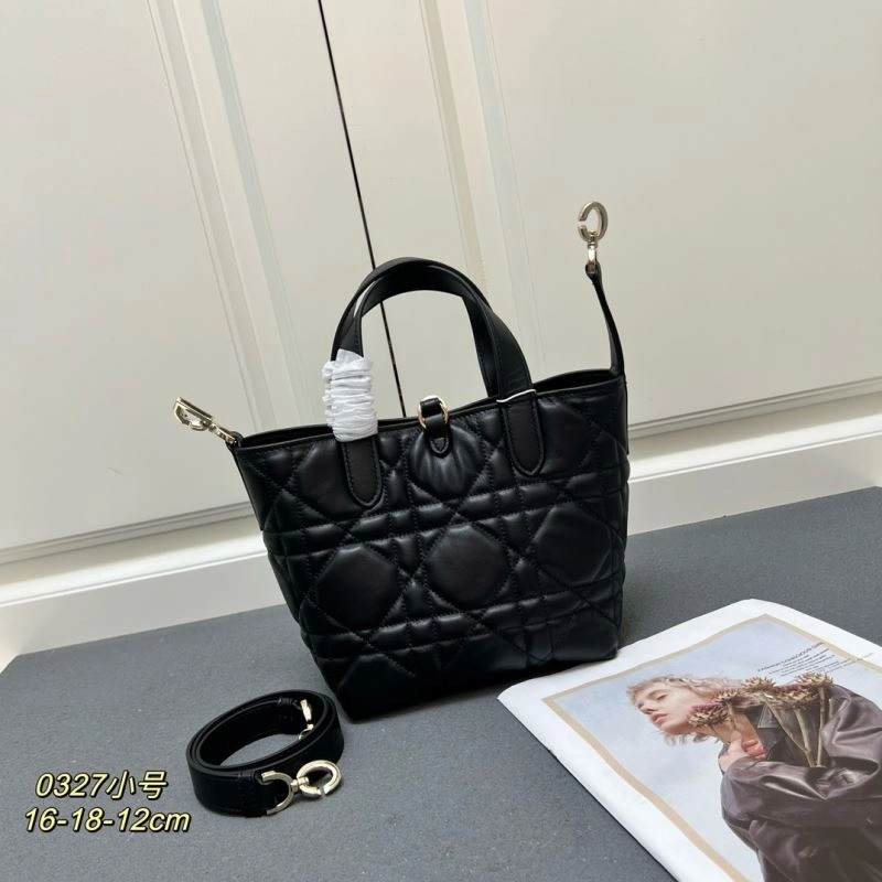 Christian Dior Shopping Bags EyeCatching 84241