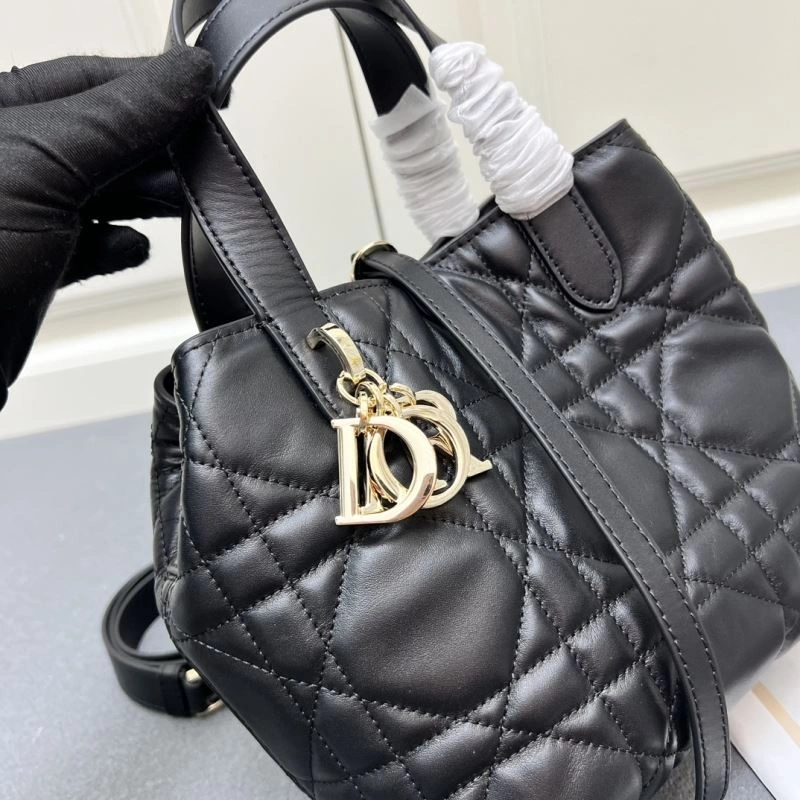 Christian Dior Shopping Bags EyeCatching 84241