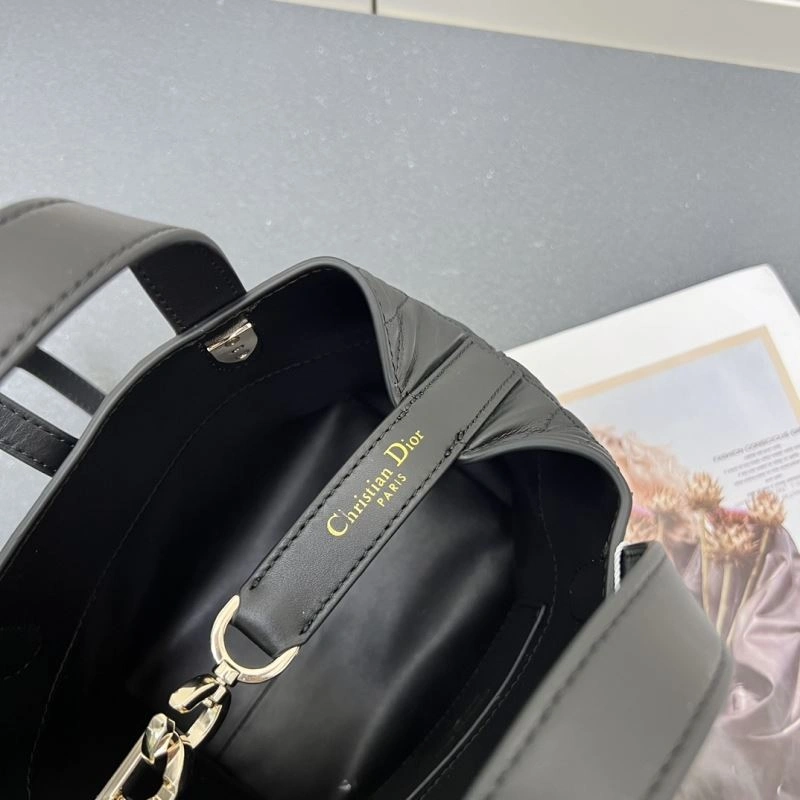 Christian Dior Shopping Bags EyeCatching 84241