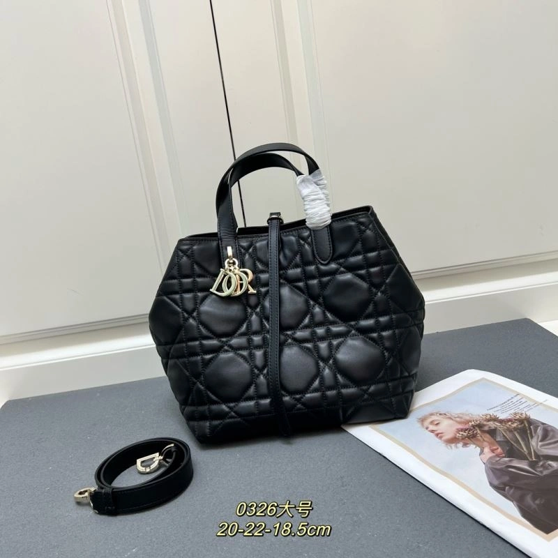 Bright Christian Dior Shopping Bags 84239