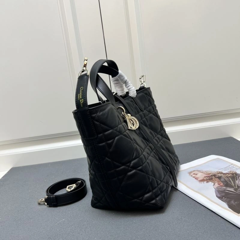 Bright Christian Dior Shopping Bags 84239