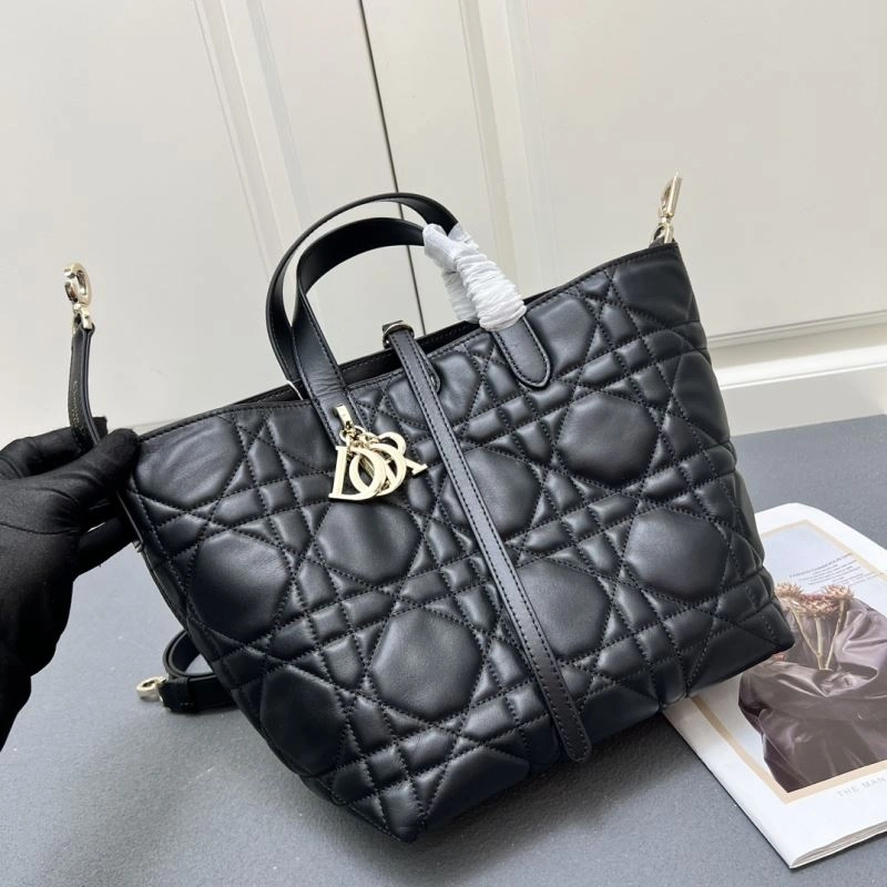 Bright Christian Dior Shopping Bags 84239