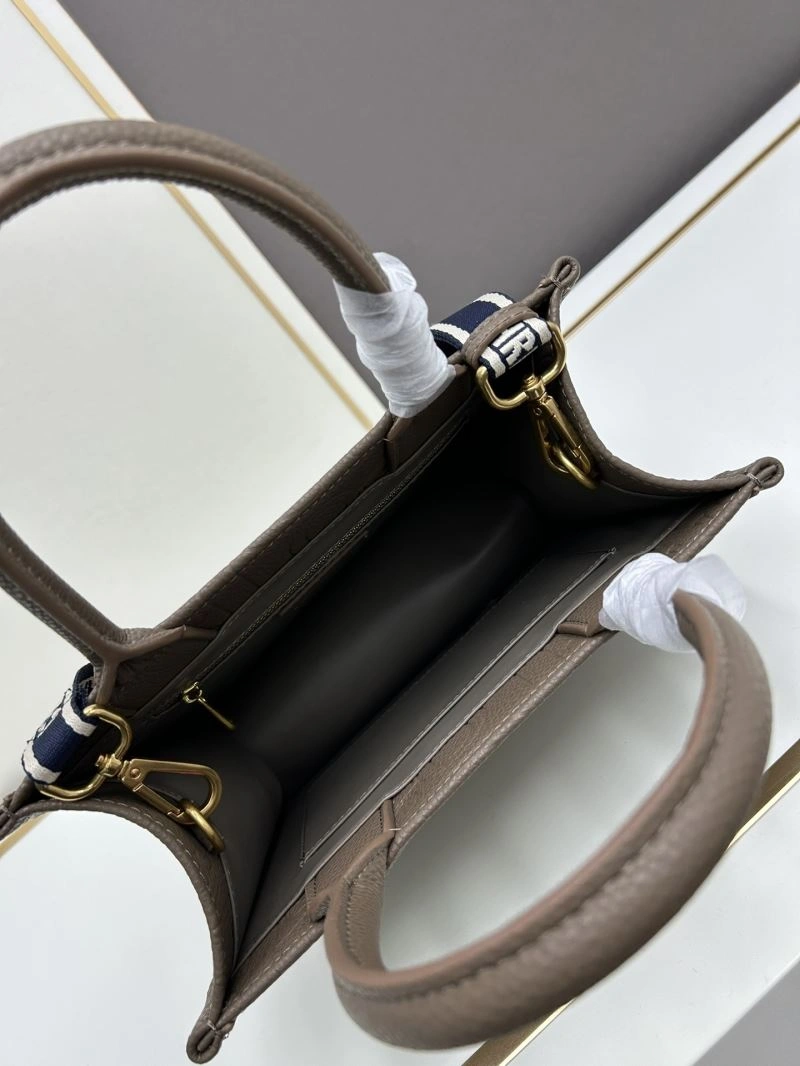 Christian Dior Shopping Bags Modern 84232