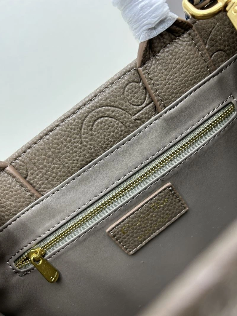 Christian Dior Shopping Bags Modern 84232