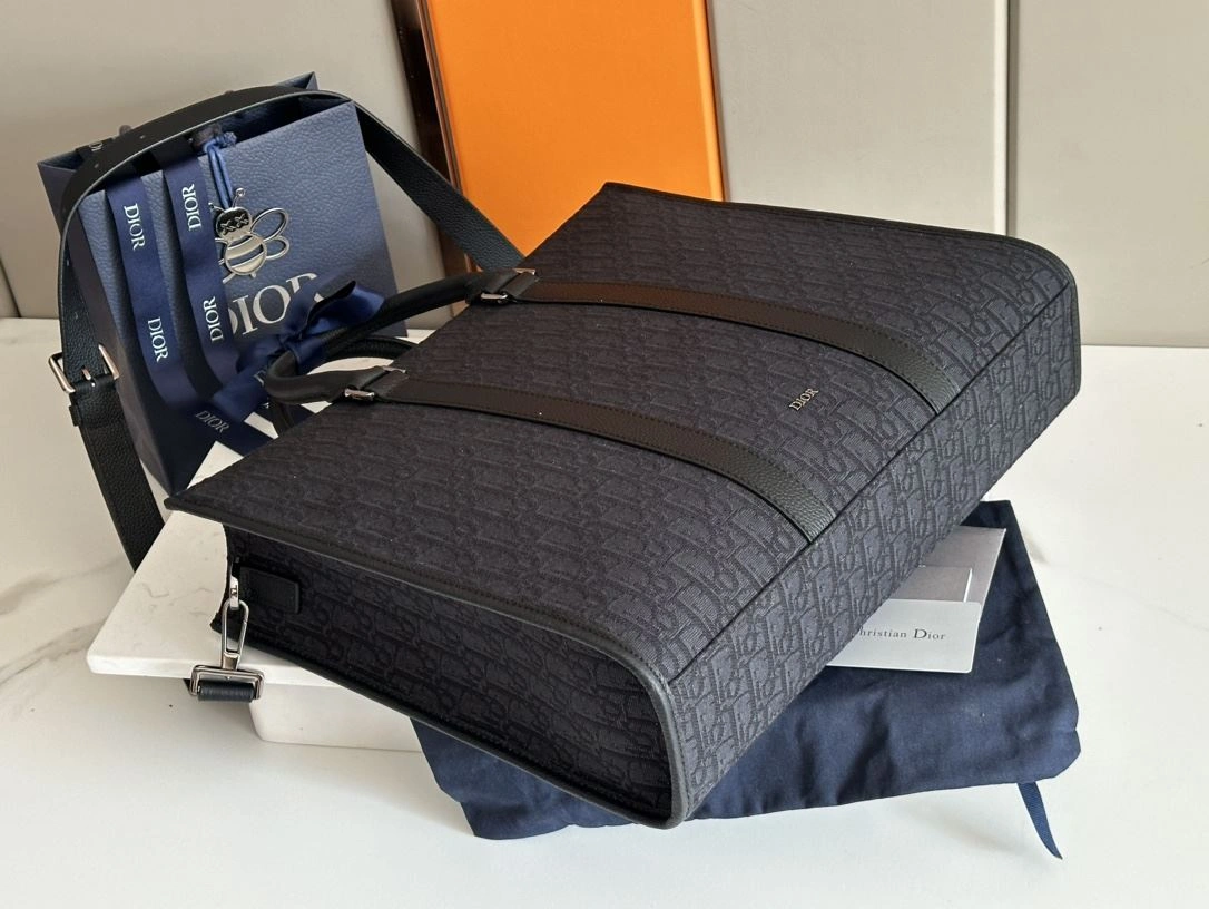 GoAnywhere Christian Dior Shopping Bags 92194