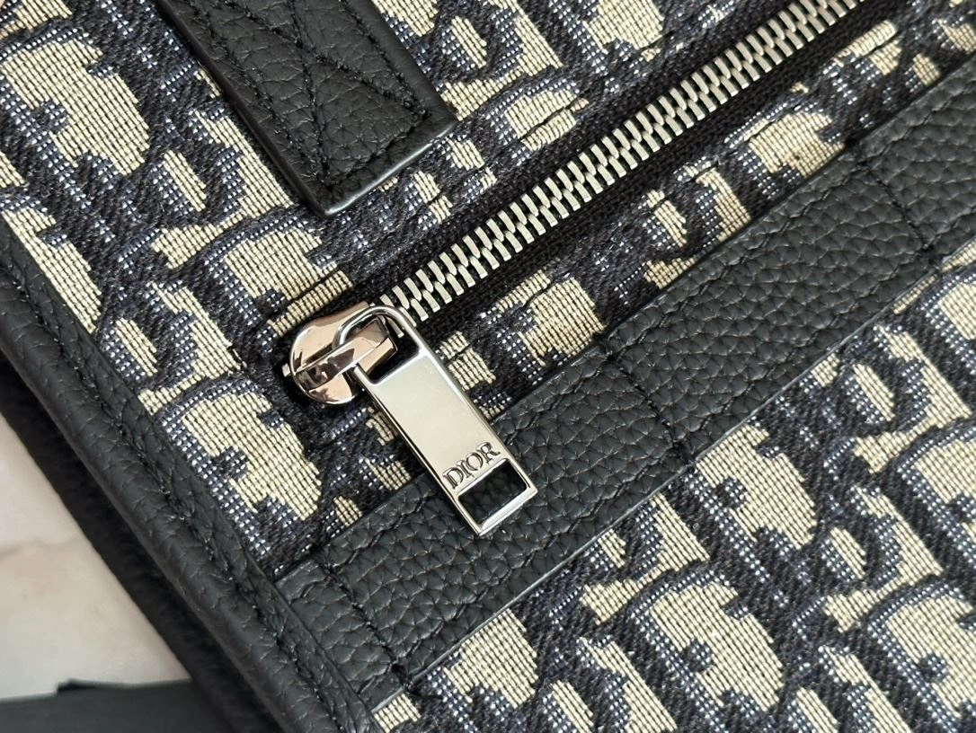 AllSeason Christian Dior Shopping Bags 92182