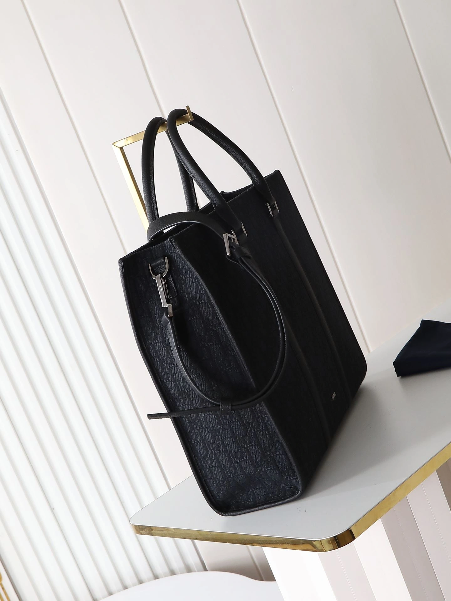 Christian Dior Shopping Bags Stretchable 92176