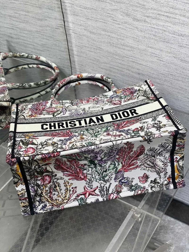 Christian Dior Shopping Bags Elegant 46261