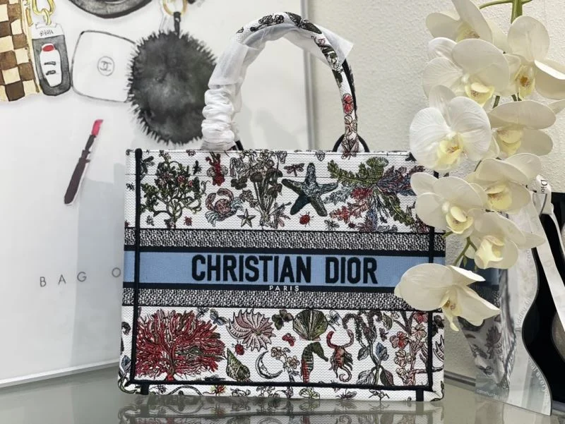 Christian Dior Shopping Bags Lightweight 46263