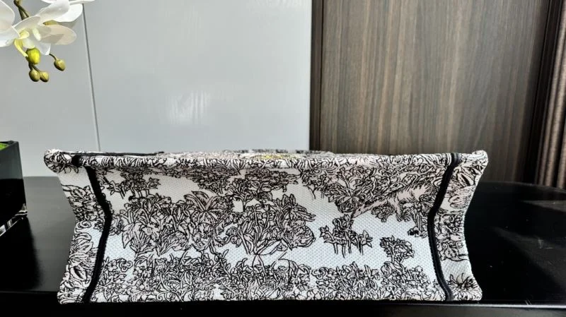SmartChoice Christian Dior Shopping Bags 46255