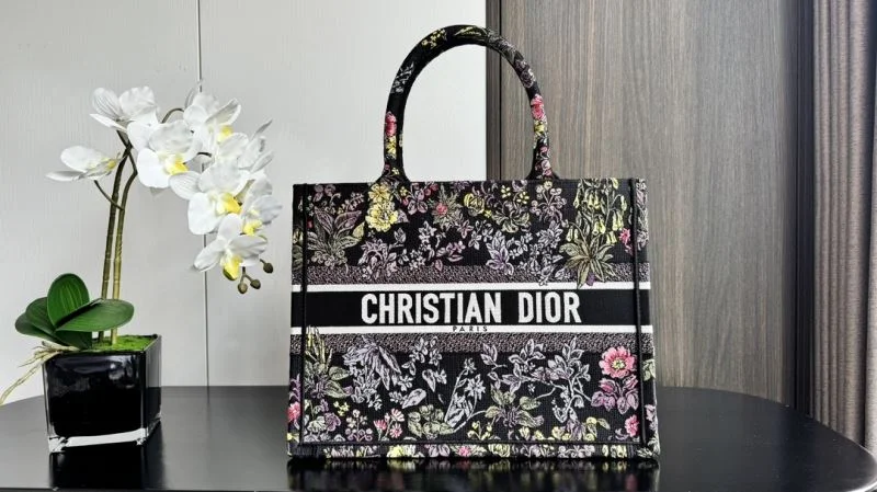 Christian Dior Shopping Bags Fashionable 46254