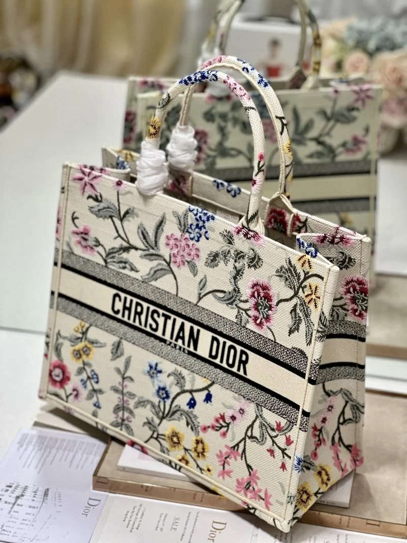 Modern Christian Dior Shopping Bags 46247