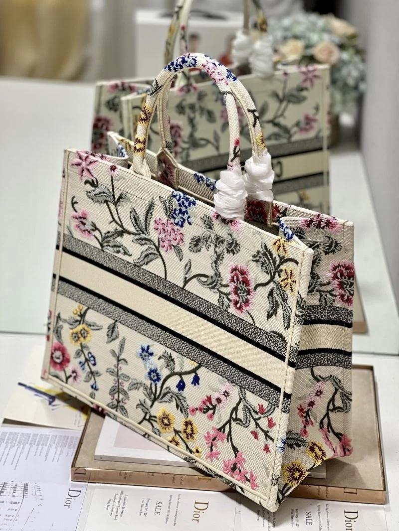 Modern Christian Dior Shopping Bags 46247