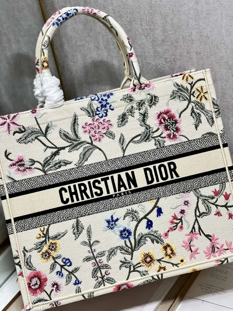 Modern Christian Dior Shopping Bags 46247
