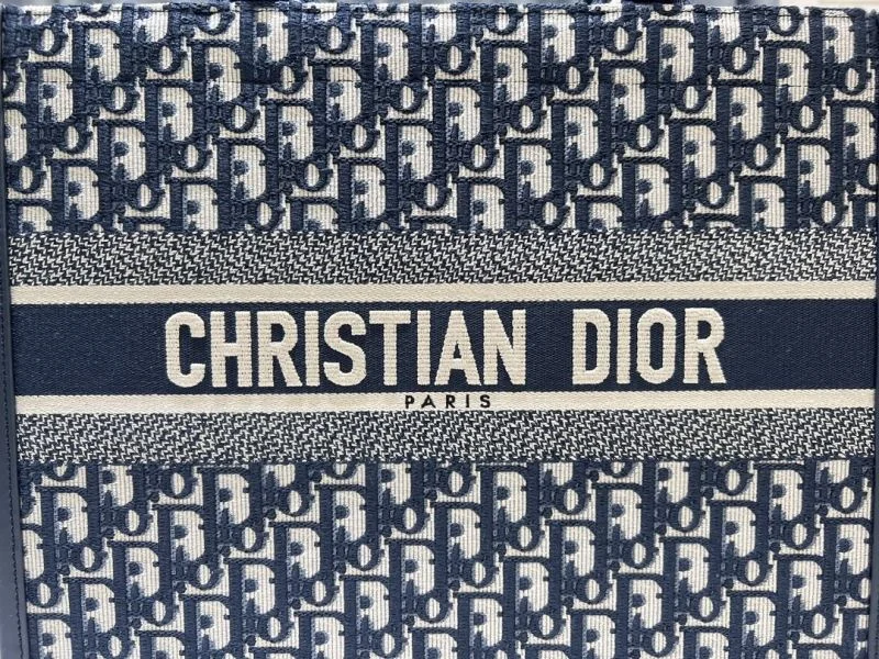 Christian Dior Shopping Bags UrbanChic 46240