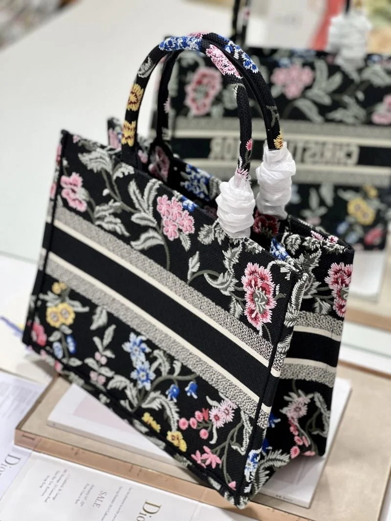Christian Dior Shopping Bags Colorful 46241