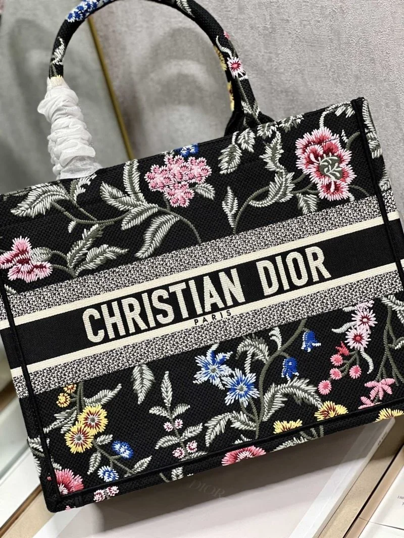 Christian Dior Shopping Bags Colorful 46241