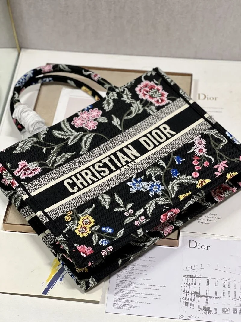 Christian Dior Shopping Bags Colorful 46241